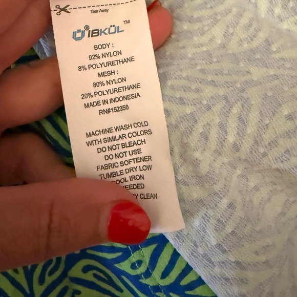 Title: IBKÜL UPF 50+ Leaf Print Quarter Zip Top – Women’s Size Small - Picture 4 of 5